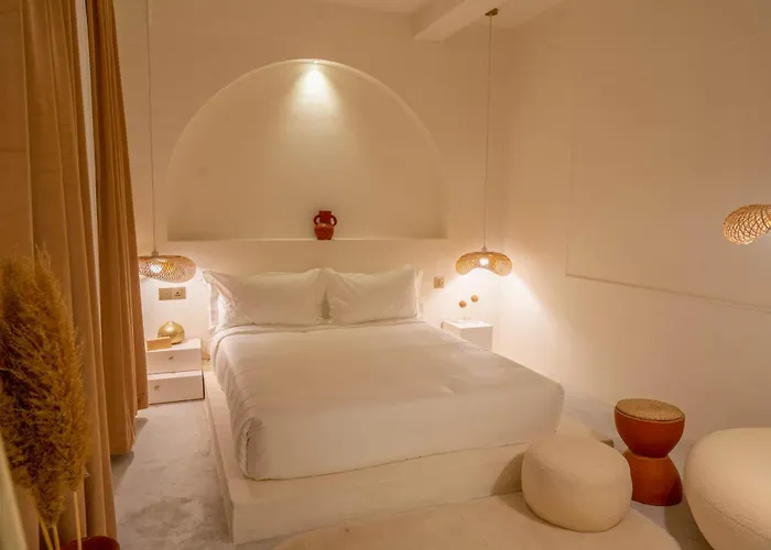Couette-café Luxury 2bhk Escape With Hot Tub